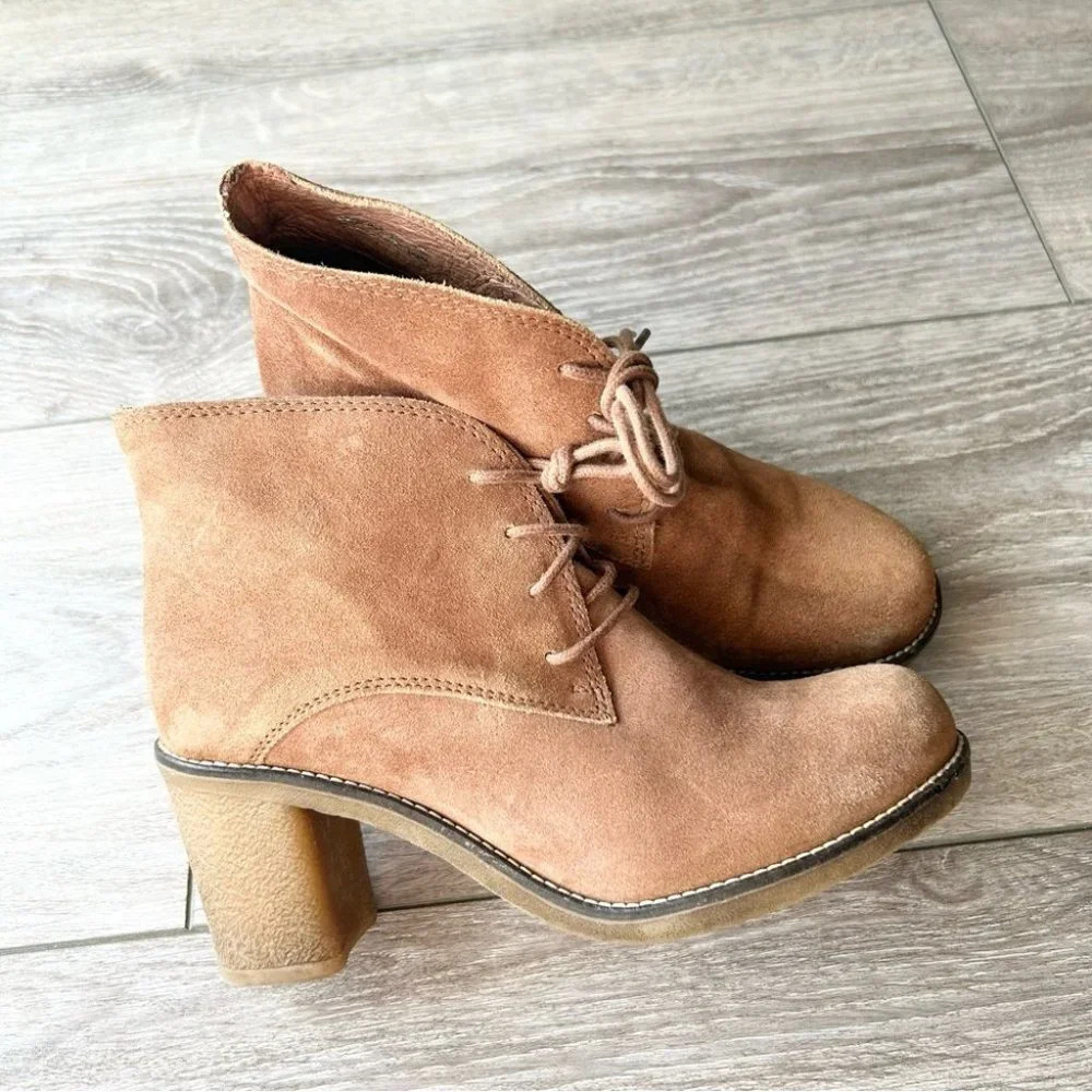 Locale Tan Suede Leather Lace Up Ankle Boots Made in Portugal